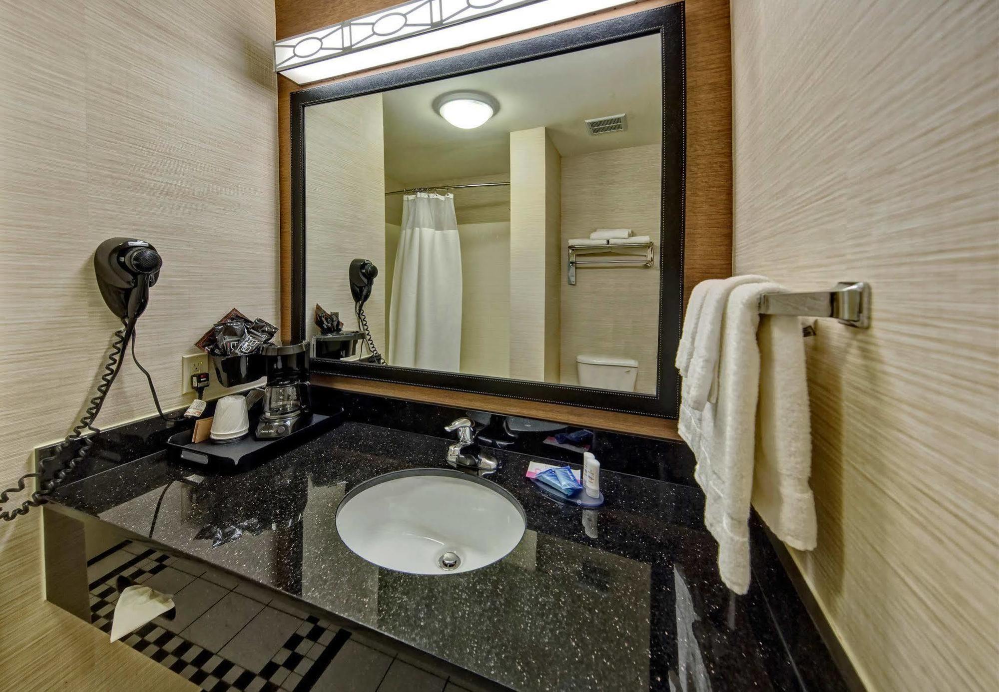 Fairfield Inn And Suites By Marriott Oklahoma City Airport Dış mekan fotoğraf